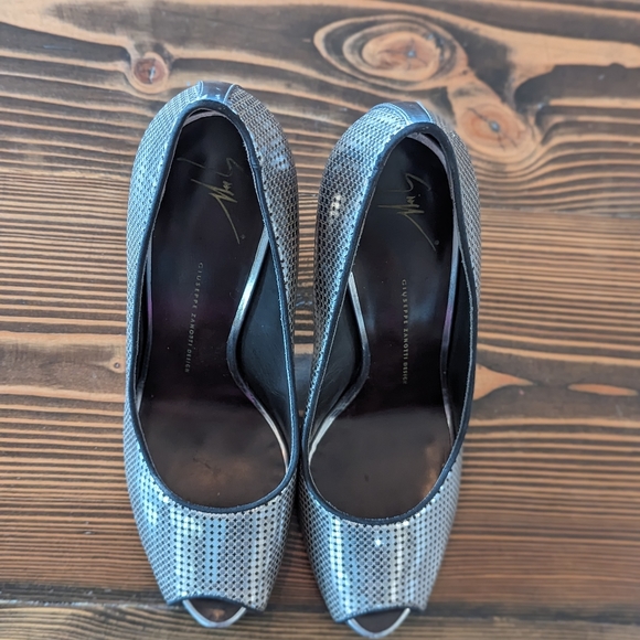 Giuseppe Zanotti Vero Cuouo stiletto peep toe silver heels - Picture 5 of 10